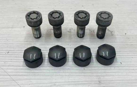 Nuts/bolts