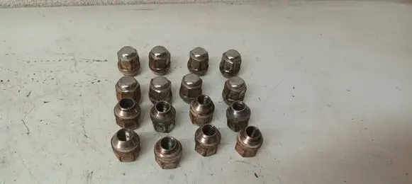 Nuts/bolts