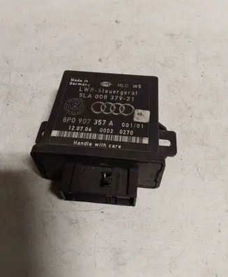 Audi A6 S6 C6 4F Light module LCM 8P0907357A 5LA00837921
