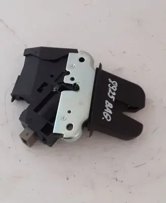 Audi A5 8T 8F Tailgate/trunk/boot lock/catch/latch 4F5827505D 4E0827645A