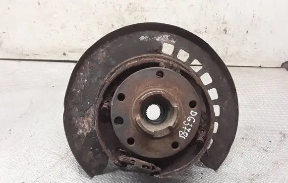 Audi Q7 4L Rear wheel hub spindle/knuckle 