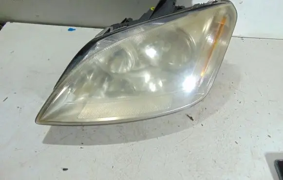 Ford Focus C-MAX Headlight/headlamp