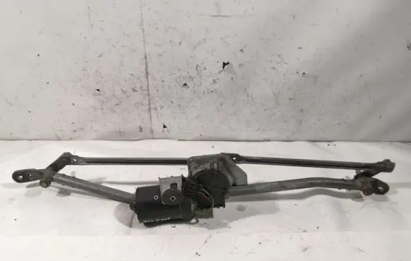 Seat Toledo I (1L) Front wiper linkage and motor 1L0955119 1L0955313