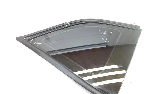 Dodge Challenger Rear side window DOT459M540 AS207