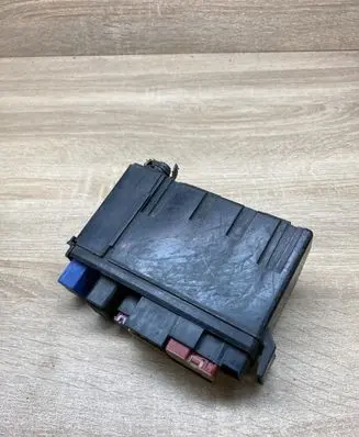 Nissan X-Trail T30 Fuse box set 2523079915