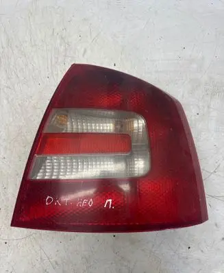 Skoda Octavia Mk2 (1Z) Rear/tail lights 1Z5945096A 1Z5945112A