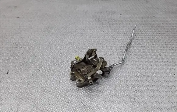 SsangYong Musso Front door lock