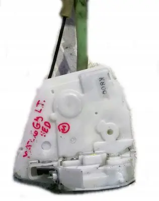 Mazda 6 Loading door lock 