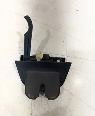 Audi A3 S3 8P Tailgate/trunk/boot lock/catch/latch 8P3827520A