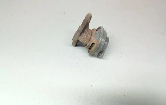 Opel Vectra B EGR valve 09202335