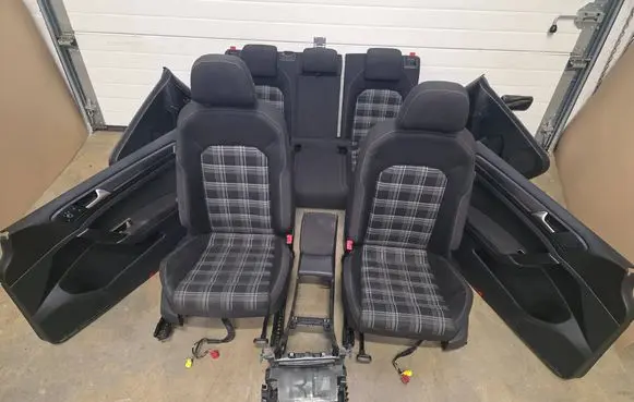 Volkswagen Golf VII Seat set