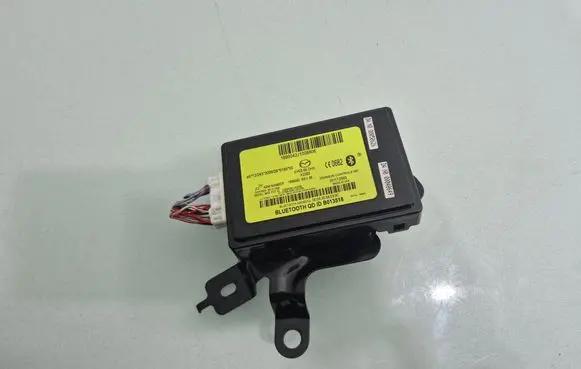 Mazda CX-7 Bluetooth control unit module EH6266DHX