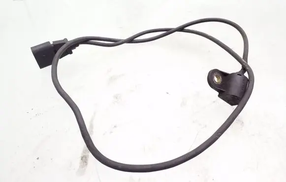 Audi A4 S4 B5 8D Camshaft speed sensor 038906433A