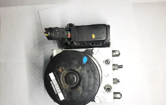Mazda 3 II ABS Pump 8V612C405CA 000404961E1 06210958573
