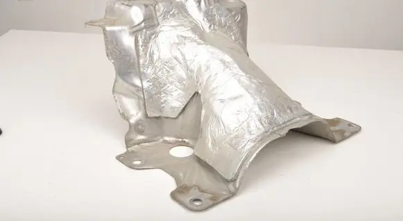 Volvo XC60 Heat shield in engine bay 32260667