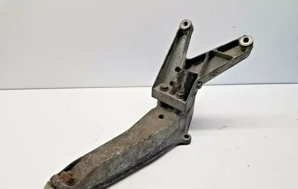 BMW 5 E34 Engine mount bracket 1142029 nr7848