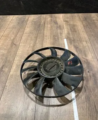 Volkswagen PASSAT B5.5 Fan impeller 058121301B