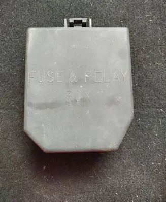 KIA Picanto Fuse box cover 9194007800