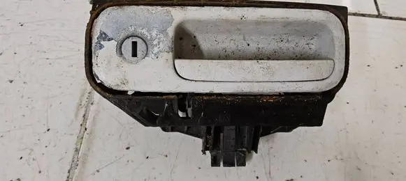 Volkswagen Transporter - Caravelle T5 Loading door lock 7H0827569