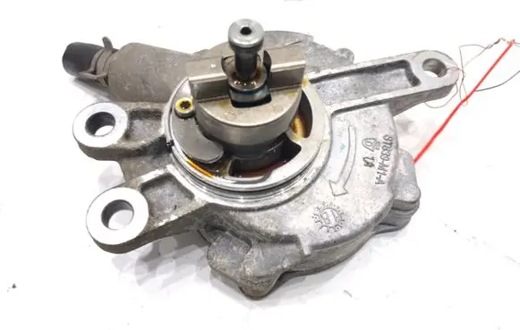 Toyota Corolla E160 E170 Vacuum pump ST839-M1-A