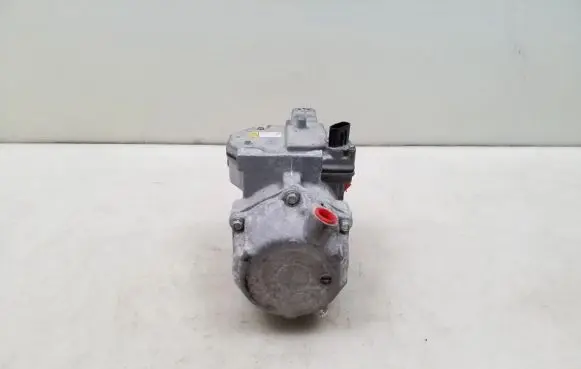 Toyota Auris E180 Air conditioning (A/C) compressor (pump) 0422001031