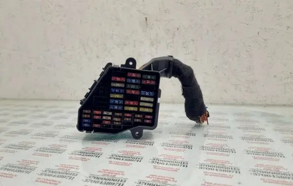 Volkswagen Golf IV Fuse module 1J0970096A