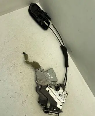 Subaru Forester SG Rear door lock