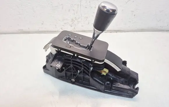 Dodge Nitro Gear shifter/selector 52125434AB