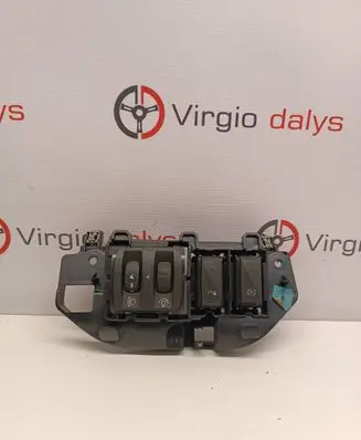Renault Clio IV Light switch 1302734x