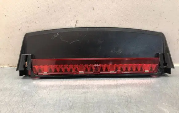 Audi A5 8T 8F Third/center stoplight 8T0945097A