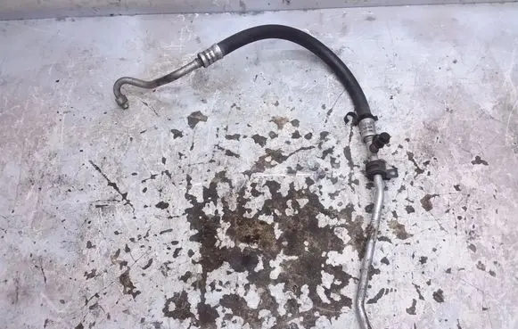 Mitsubishi Carisma Air conditioning (A/C) pipe/hose