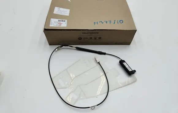 Volkswagen Multivan T6 Radio antenna 7LA035532