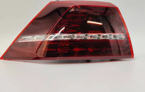 Volkswagen Golf VII Rear/tail lights 5G0945207C 81230111