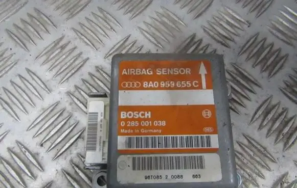 Audi A4 S4 B5 8D Airbag control unit/module 8a0959655c 0285001038