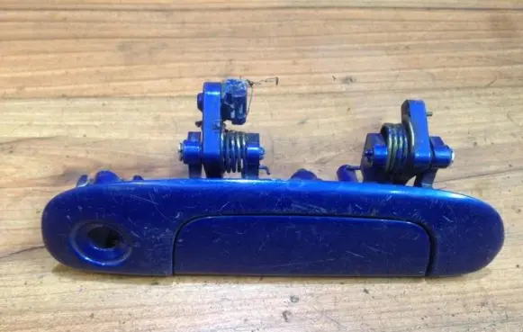 Mazda 323 F Front door exterior handle