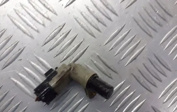 Citroen C4 I Camshaft vanos timing valve 9644549280