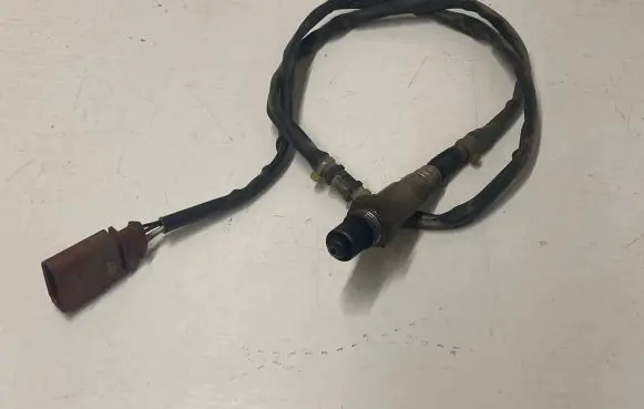 Volkswagen PASSAT B6 Lambda probe sensor 06F906262AB 0258006778
