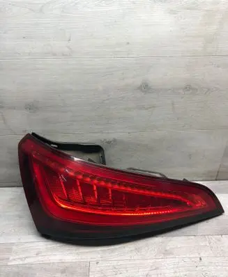 Audi Q5 SQ5 Rear/tail lights 8R0945093C 21240101