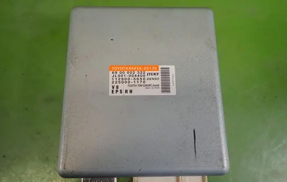 Toyota Avensis T270 Power steering control unit/module 89650-05130