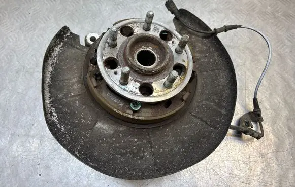 KIA Stinger Rear wheel hub spindle/knuckle