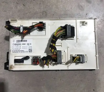 Mercedes-Benz GLA W156 X156 SAM control unit A2469009413 A1779012300 A2469025502