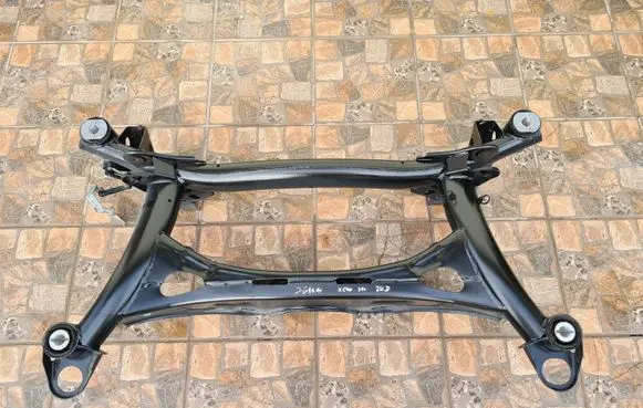 Volvo XC40 Rear subframe 32246360 AEGJ0