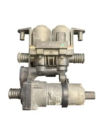 BMW 5 E39 Coolant heater control valve 8374994
