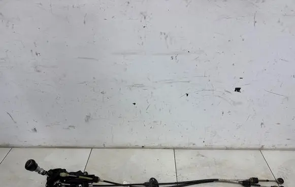 Ford Focus Gear shifter/selector BV6R7E395GD