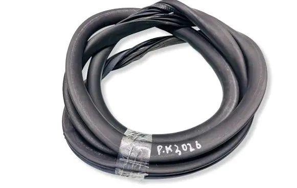 Peugeot Expert Front door rubber seal 