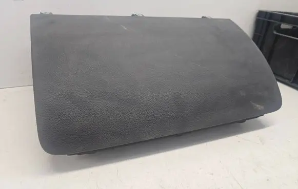 Audi Q7 4L Glove box 4L1857035E