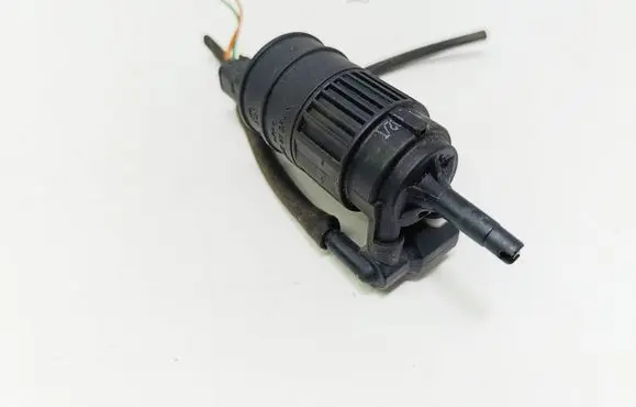 Renault Scenic I Windscreen/windshield washer pump 7700430702