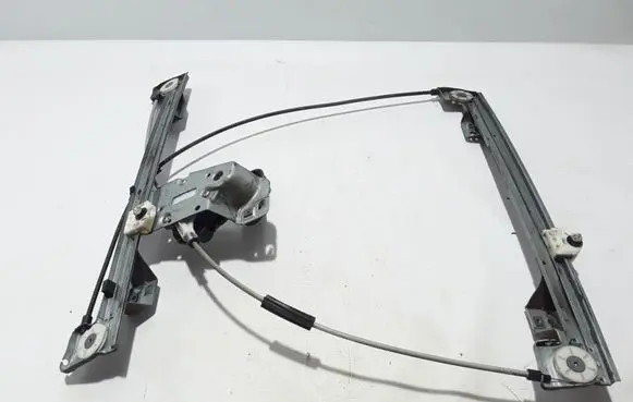 Renault Kangoo II Front door manual window regulator 807208423R
