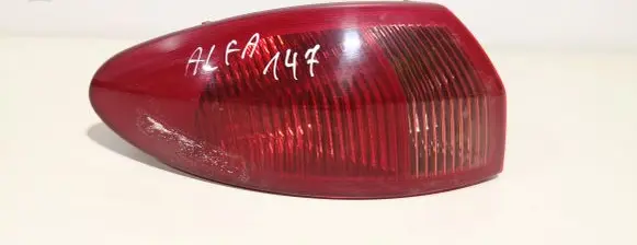 Alfa Romeo 147 Rear/tail lights 46556349 03322010