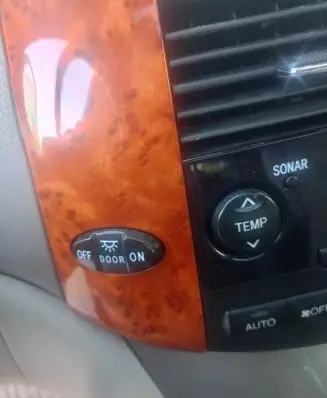 Toyota Sienna XL20 II Other switches/knobs/shifts